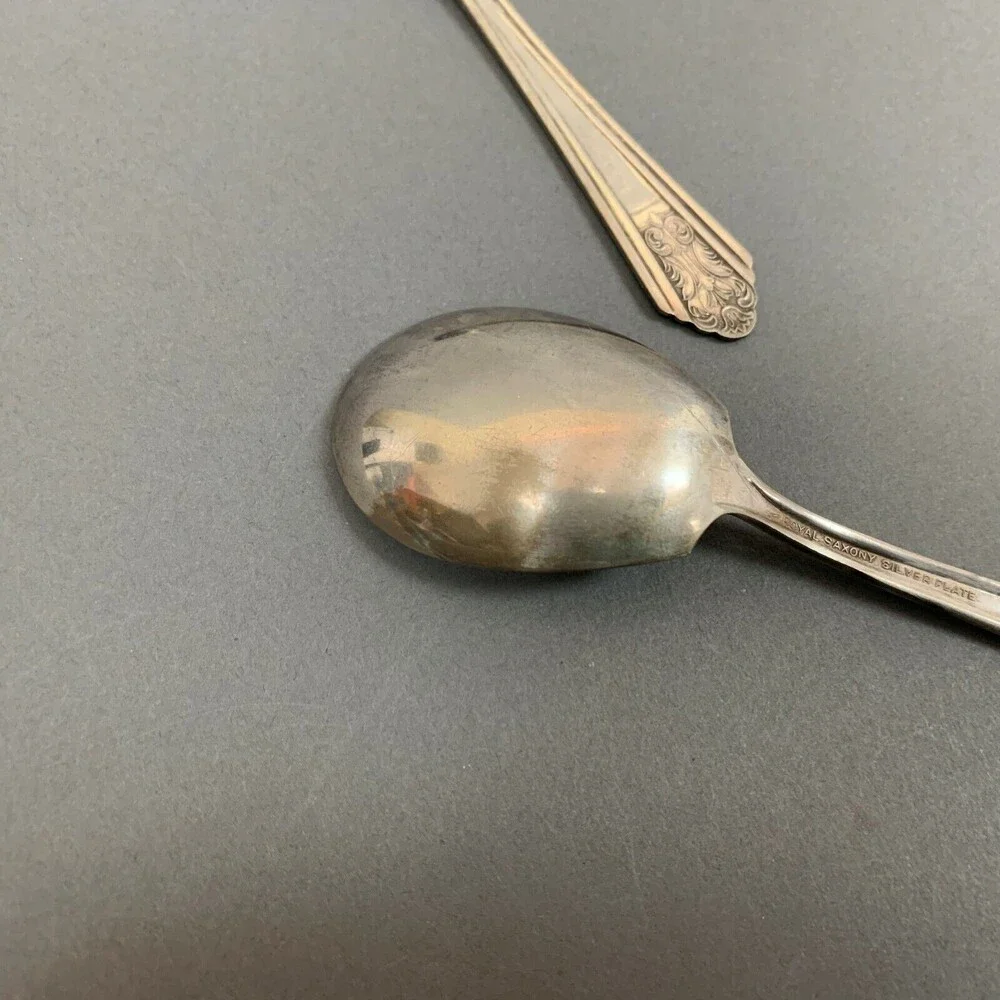 Royal‎ Saxony International Silver Plate Sugar and Oval Spoons Lot of 2
